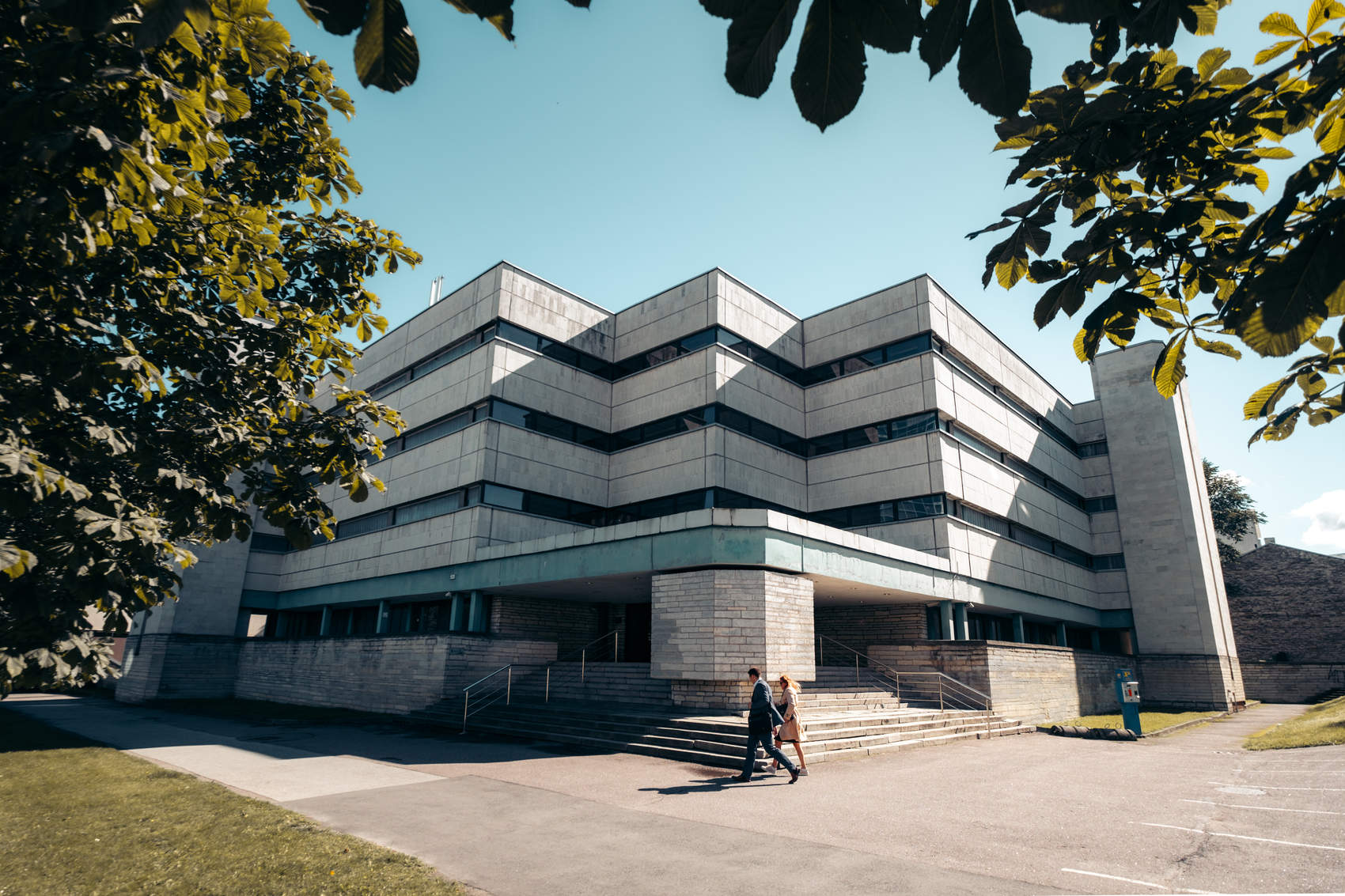 Места съемок фильма «Довод» в Таллинне, Эстония: здание бывшего суда на улице Liivalaia в роли здания Wermuth-Bygningen. Фотография: Kadi-Liis Koppel