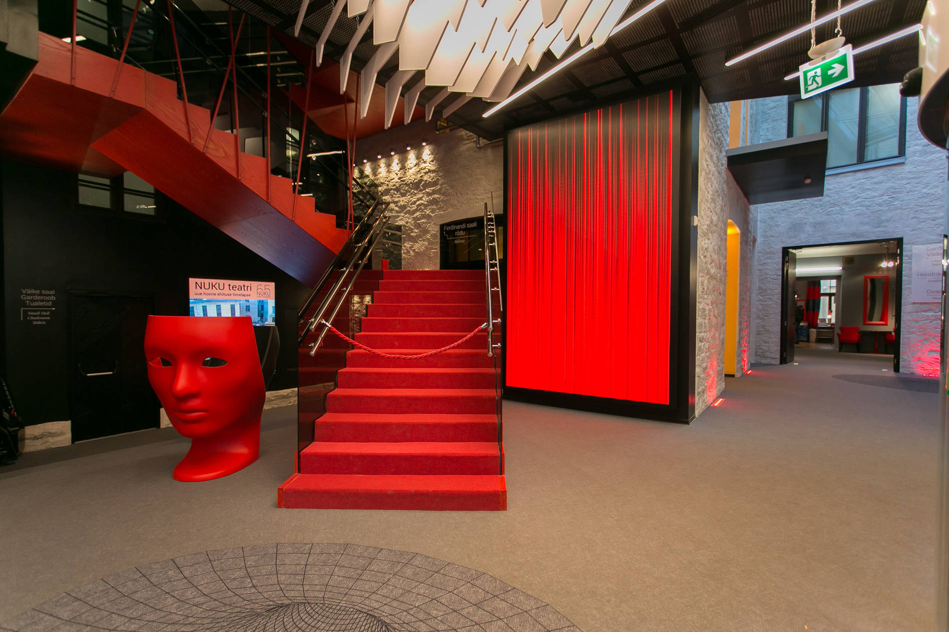 NUKU teater